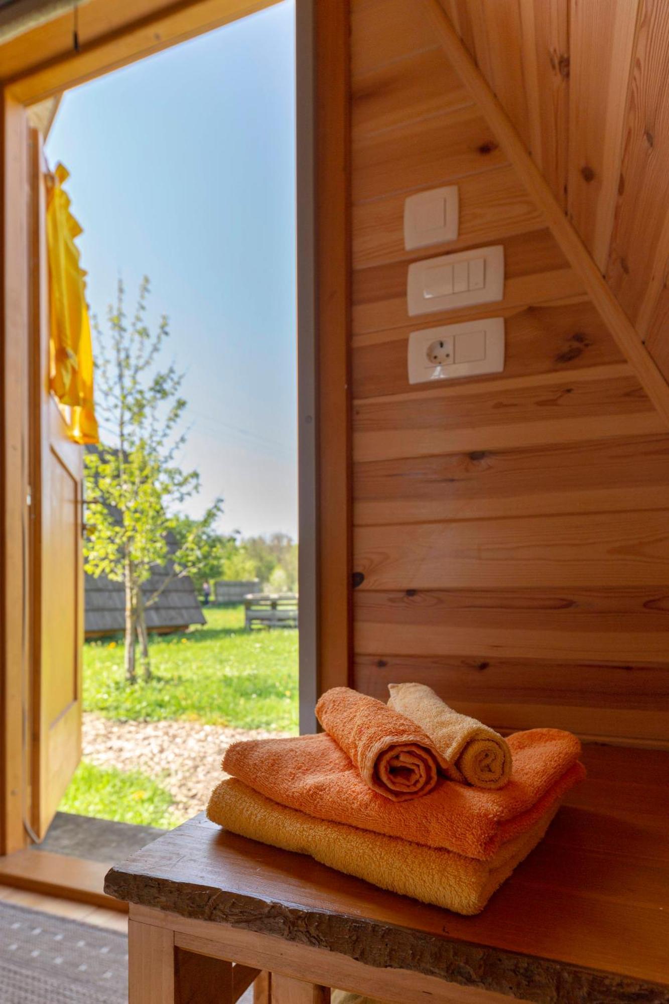 Glamping Mohorjev Grunt Hotel Preddvor Buitenkant foto